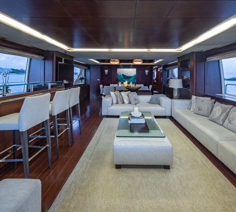 Yacht TAIL LIGHTS, Azimut CHARTERWORLD Luxury Superyacht Charters